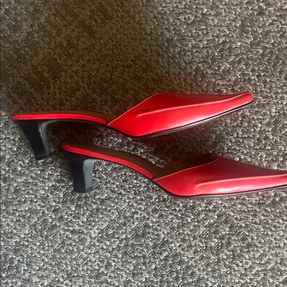 Franco Sarto Vibrant Red Pointed Mules - Picture 3 of 8